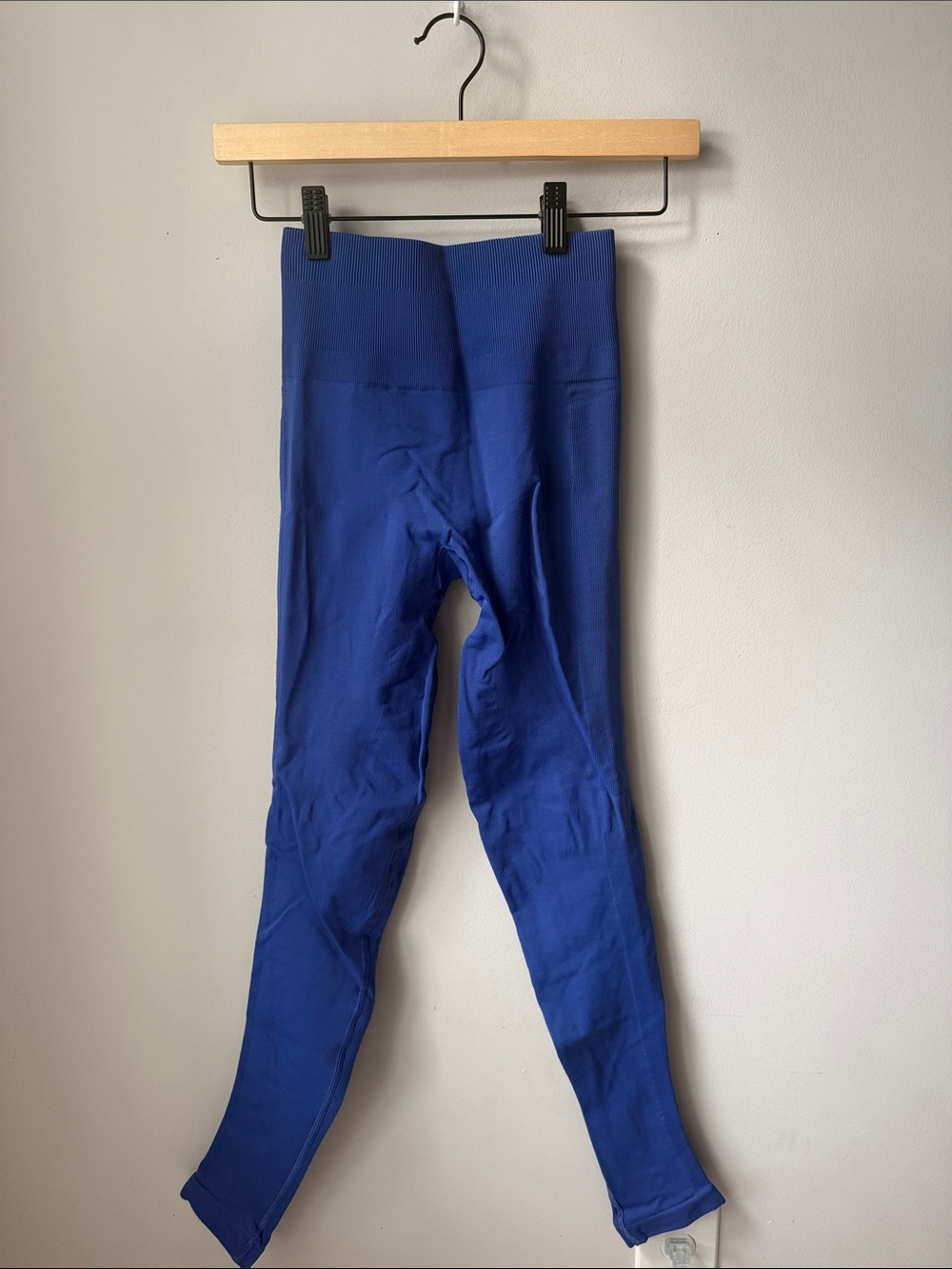Lululemon Zone In Tight Bright Blue High Rise Seamless Leggings